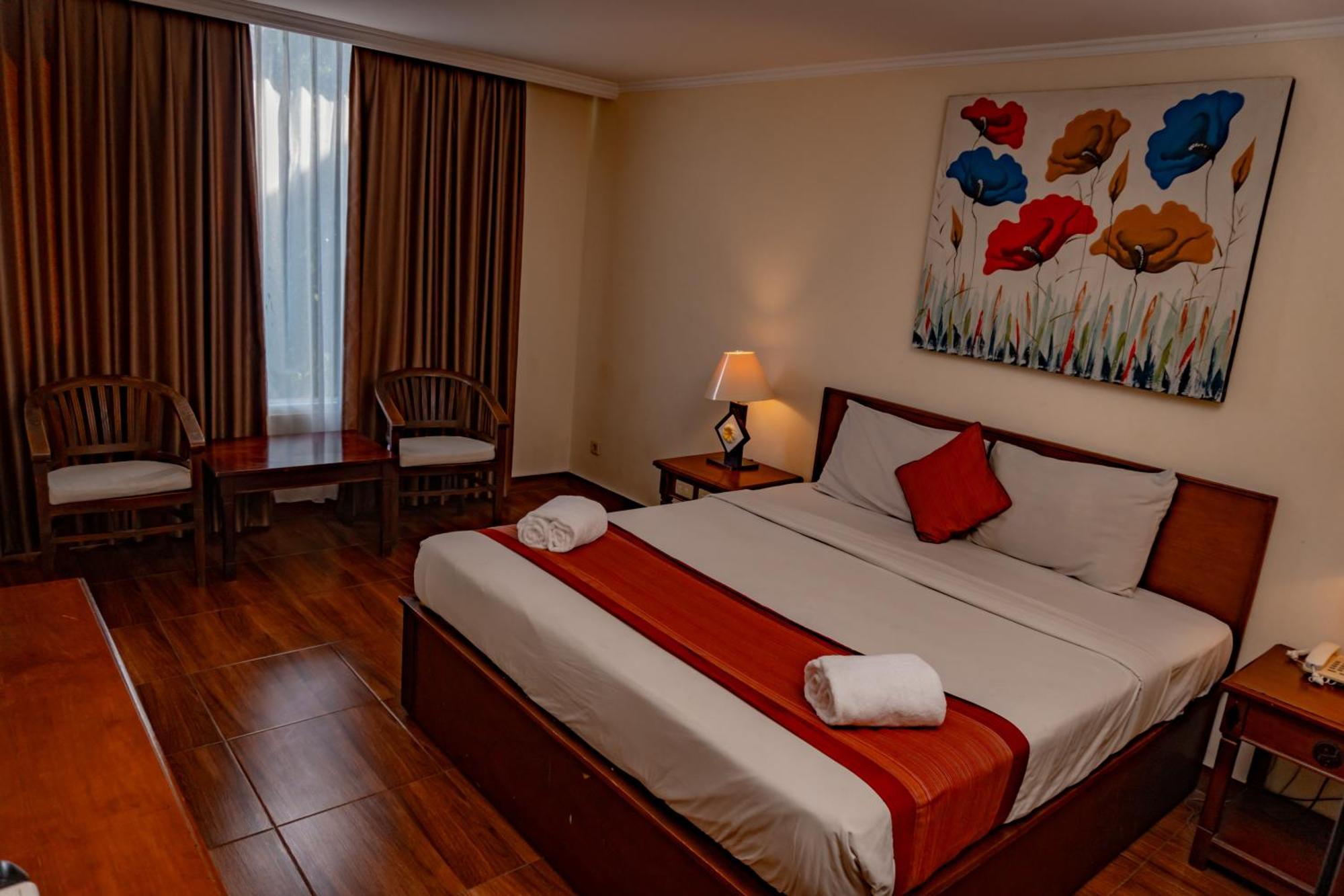 Hotel Puri Dibia Kuta Kuta Lombok Eksteriør bilde